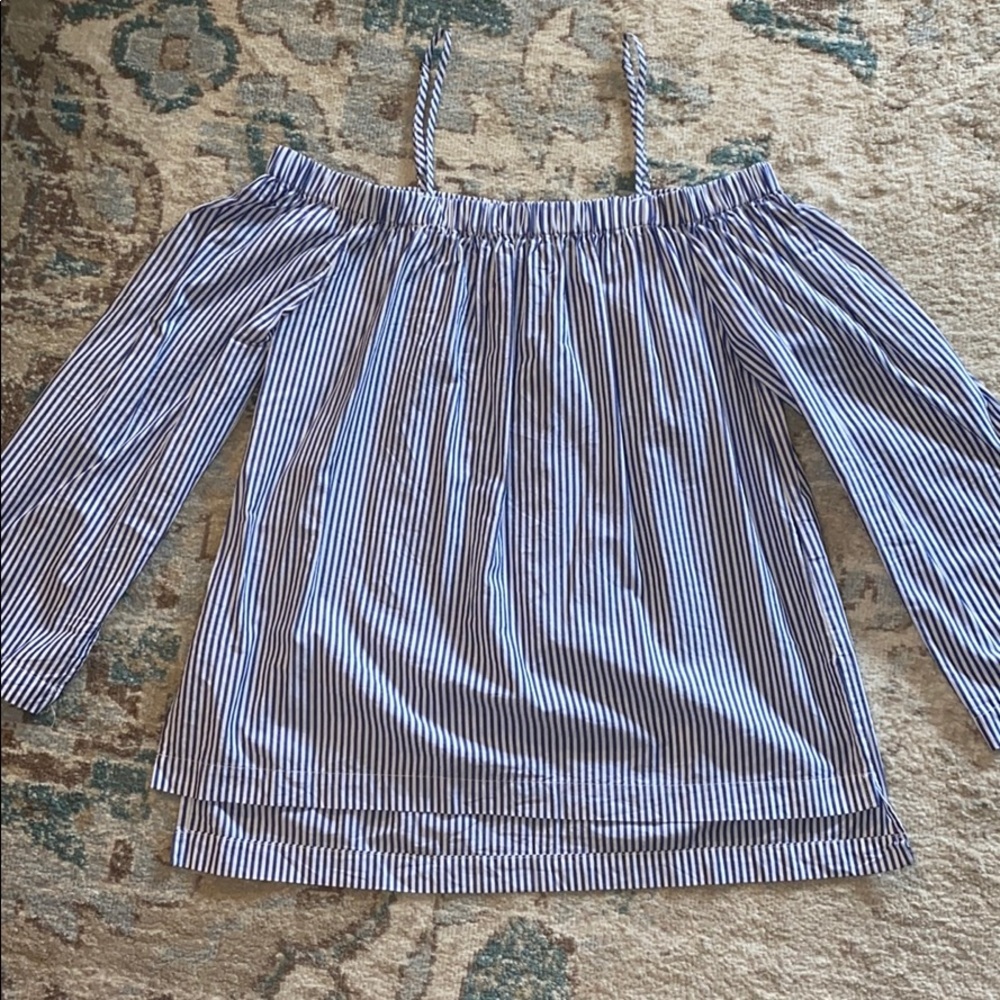 Off-the-shoulder Blouse